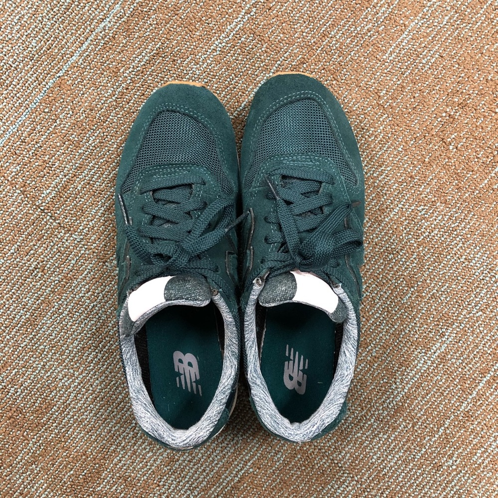 New Balance 696 green